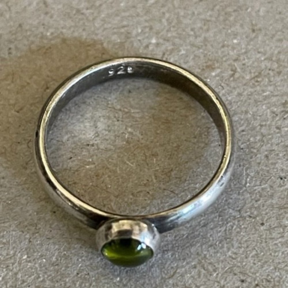 Dainty Peridot Stackable Ring Sterling Precious Stone Ring Size 5.75 - Picture 6 of 10